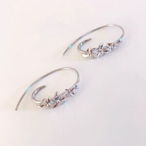 Sterling silver flower earrings